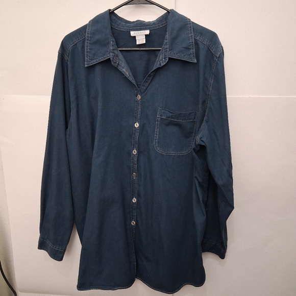 Avenue Tops - +2🛍Avenue Blue Button Down Shirt